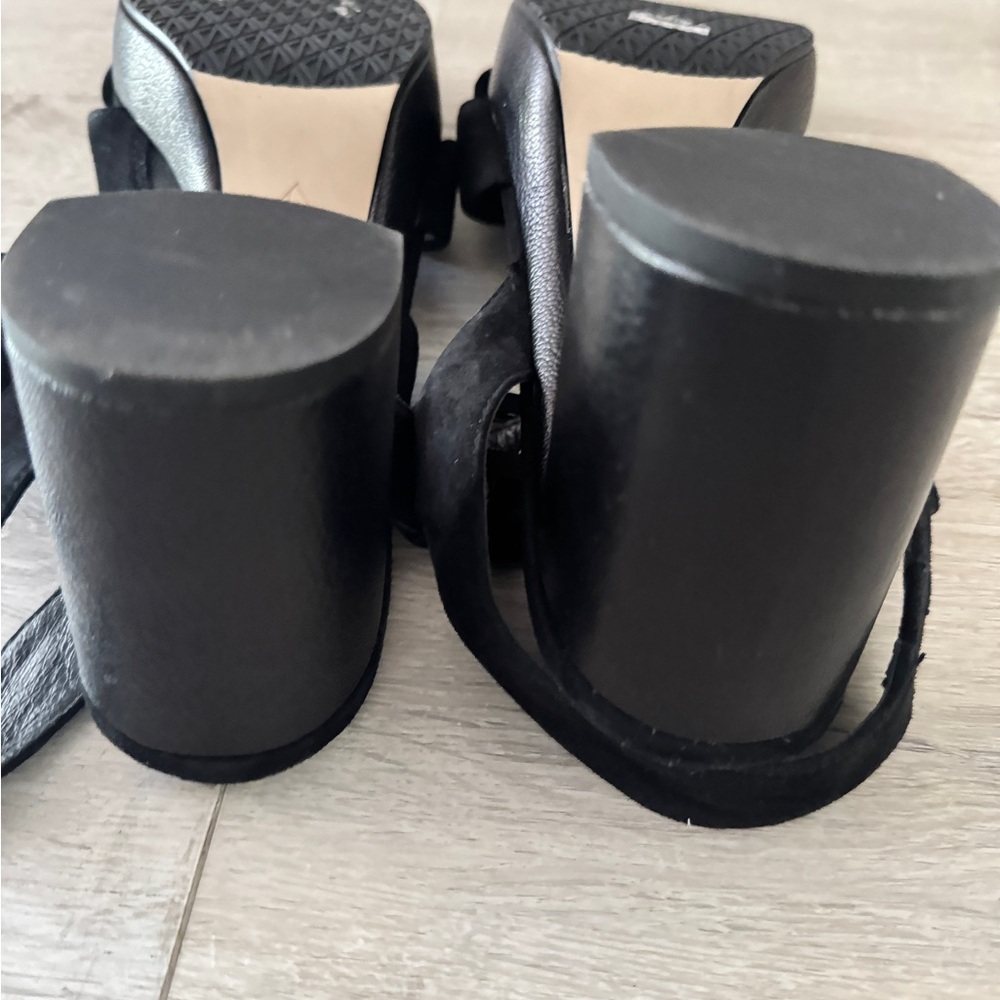 Donald J. Pliner Black Women's Sandals - Picture 12 of 14